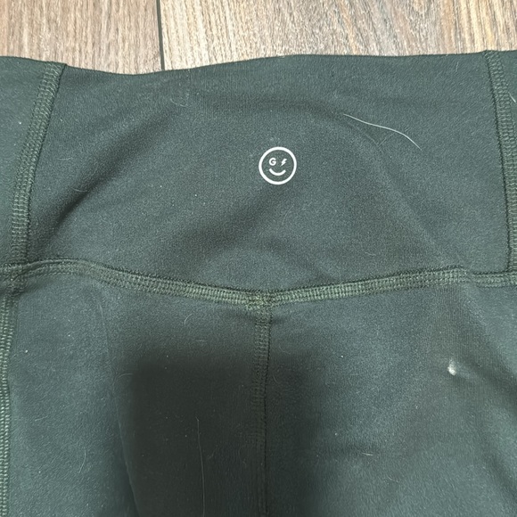Gilly Hicks Green Leggings - Picture 8 of 8